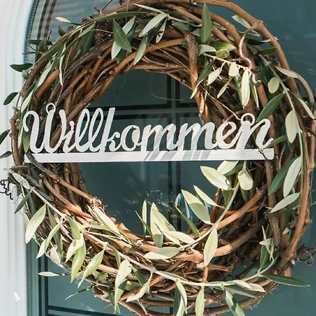12 Kirschen Apartment Durbach