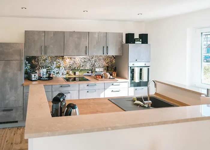 Apartment 12 Kirschen