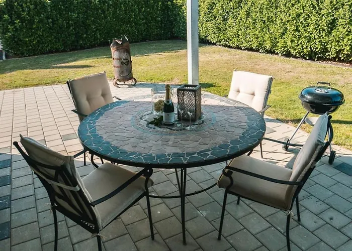 12 Kirschen Apartment