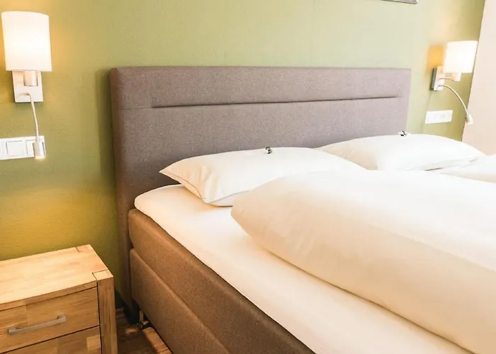 12 Kirschen * דורבאך